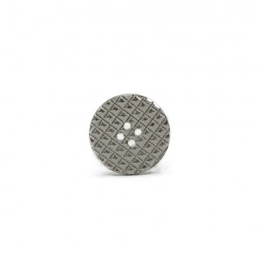 Button Silver Pyramid 28mm 1pc